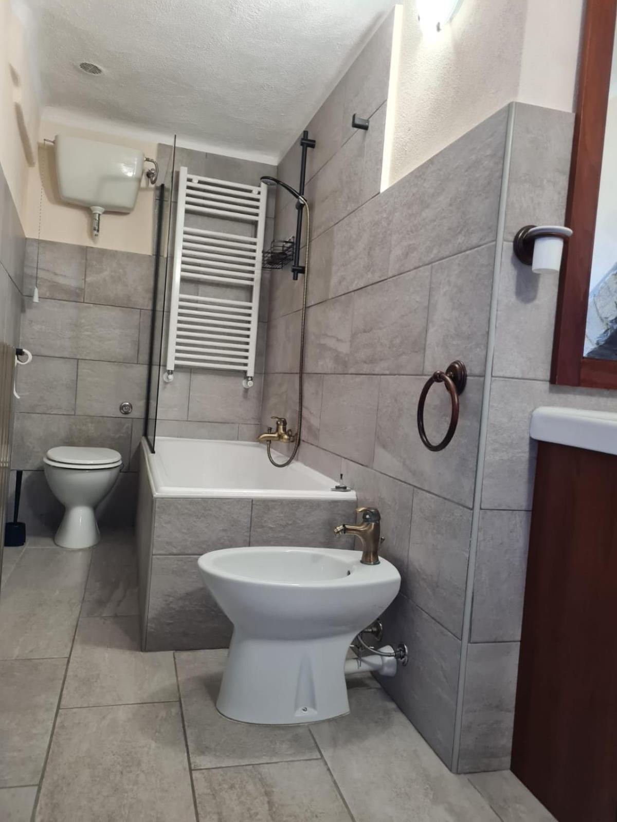 Appartamento Casa Rubino - Bajardo Berzi Esterno foto